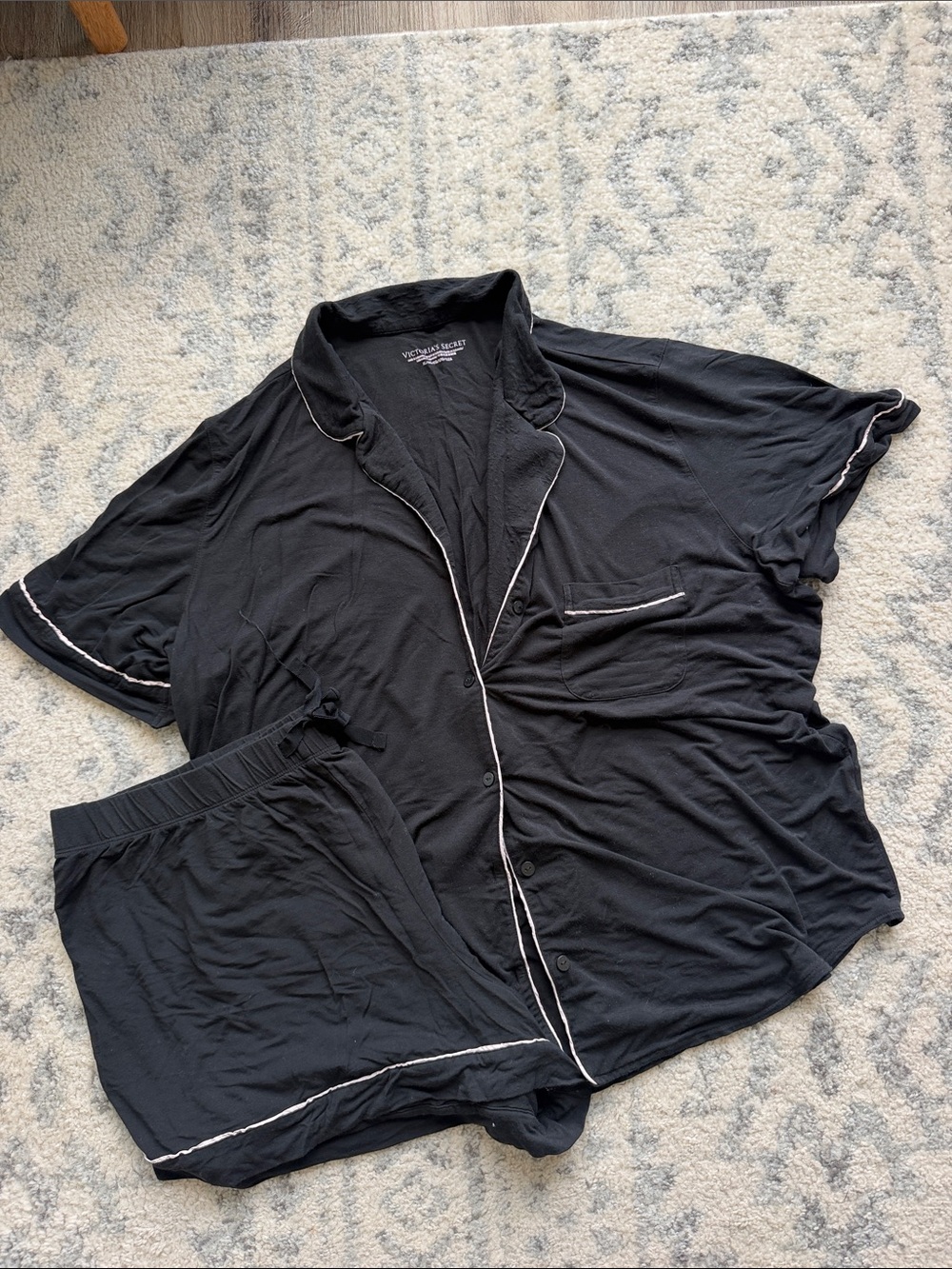 Victoria's Secret Black Short Sleeve Pajama Set with White Piping